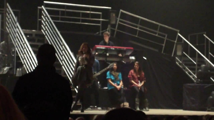 Demi Lovato _Believe In Me_ Hershey Soundcheck 11.19.2011 162