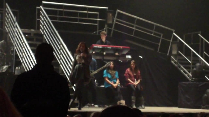 Demi Lovato _Believe In Me_ Hershey Soundcheck 11.19.2011 166