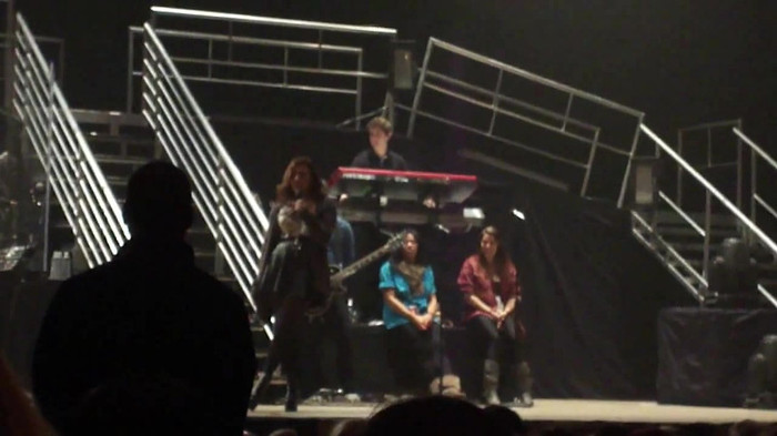 Demi Lovato _Believe In Me_ Hershey Soundcheck 11.19.2011 172