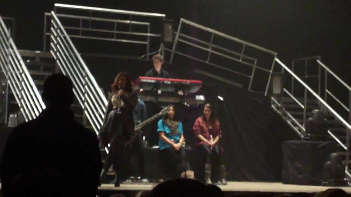 Demi Lovato _Believe In Me_ Hershey Soundcheck 11.19.2011 199 - Demilush - Believe In Me - Hershey Soundcheck