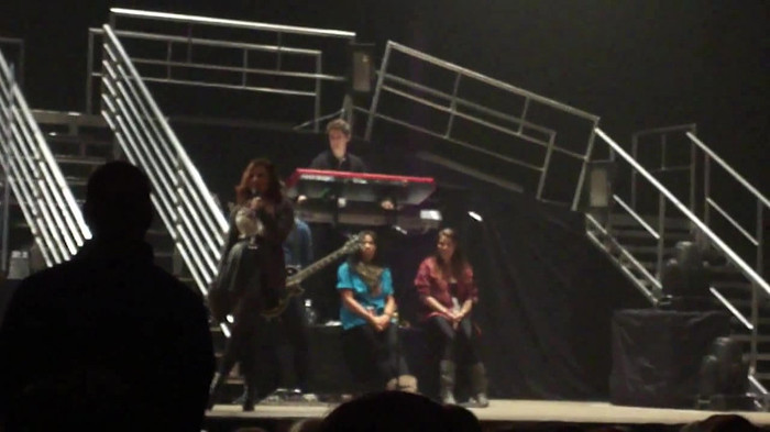 Demi Lovato _Believe In Me_ Hershey Soundcheck 11.19.2011 202 - Demilush - Believe In Me - Hershey Soundcheck
