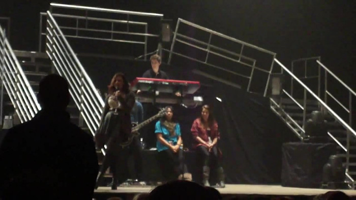 Demi Lovato _Believe In Me_ Hershey Soundcheck 11.19.2011 205 - Demilush - Believe In Me - Hershey Soundcheck