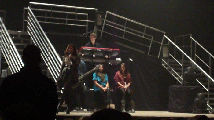 Demi Lovato _Believe In Me_ Hershey Soundcheck 11.19.2011 210 - Demilush - Believe In Me - Hershey Soundcheck