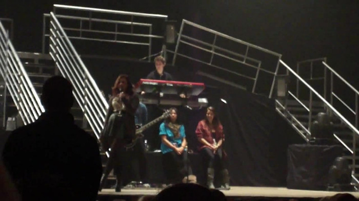 Demi Lovato _Believe In Me_ Hershey Soundcheck 11.19.2011 215 - Demilush - Believe In Me - Hershey Soundcheck