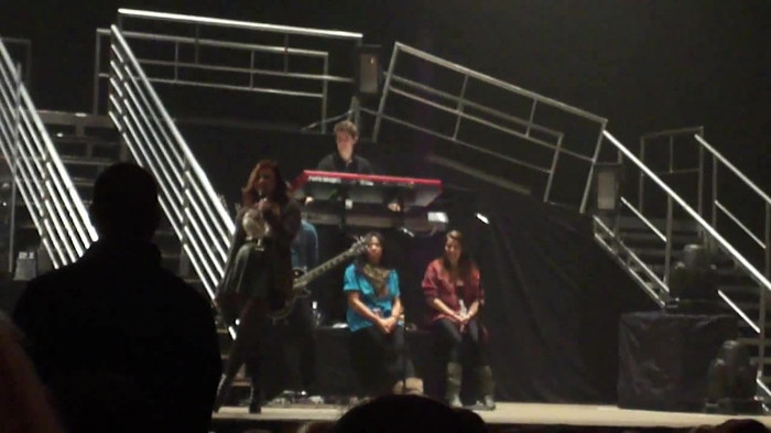 Demi Lovato _Believe In Me_ Hershey Soundcheck 11.19.2011 218