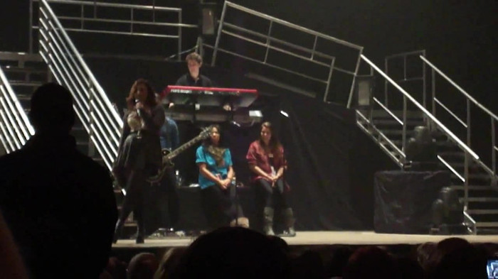 Demi Lovato _Believe In Me_ Hershey Soundcheck 11.19.2011 261 - Demilush - Believe In Me - Hershey Soundcheck