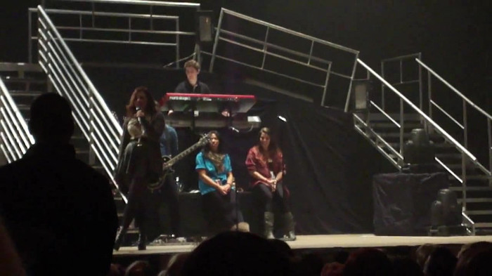 Demi Lovato _Believe In Me_ Hershey Soundcheck 11.19.2011 283 - Demilush - Believe In Me - Hershey Soundcheck