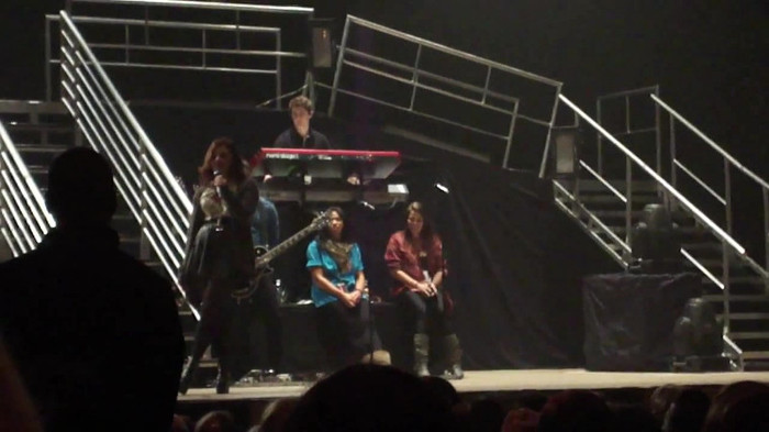 Demi Lovato _Believe In Me_ Hershey Soundcheck 11.19.2011 286 - Demilush - Believe In Me - Hershey Soundcheck