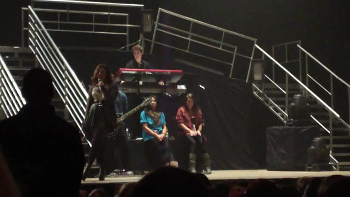 Demi Lovato _Believe In Me_ Hershey Soundcheck 11.19.2011 289
