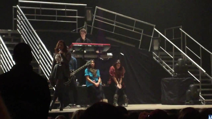 Demi Lovato _Believe In Me_ Hershey Soundcheck 11.19.2011 306 - Demilush - Believe In Me - Hershey Soundcheck