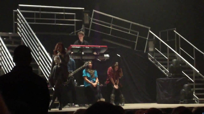 Demi Lovato _Believe In Me_ Hershey Soundcheck 11.19.2011 320