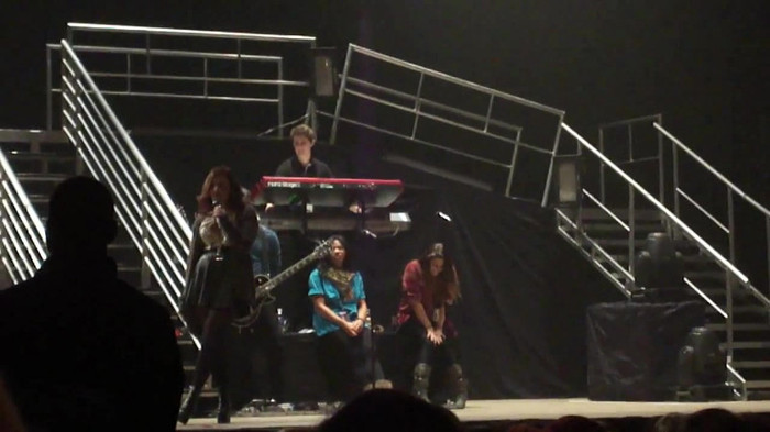 Demi Lovato _Believe In Me_ Hershey Soundcheck 11.19.2011 330