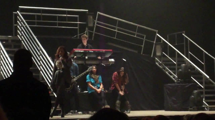 Demi Lovato _Believe In Me_ Hershey Soundcheck 11.19.2011 332