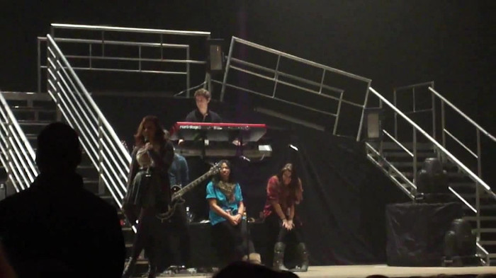 Demi Lovato _Believe In Me_ Hershey Soundcheck 11.19.2011 387