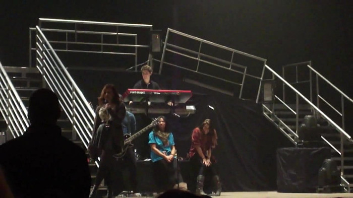 Demi Lovato _Believe In Me_ Hershey Soundcheck 11.19.2011 405