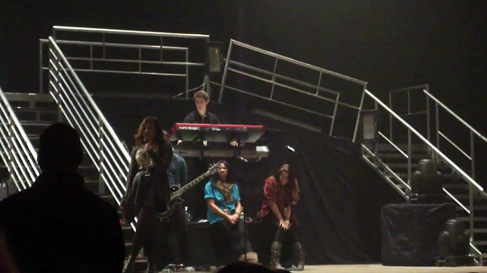 Demi Lovato _Believe In Me_ Hershey Soundcheck 11.19.2011 407