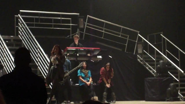 Demi Lovato _Believe In Me_ Hershey Soundcheck 11.19.2011 412