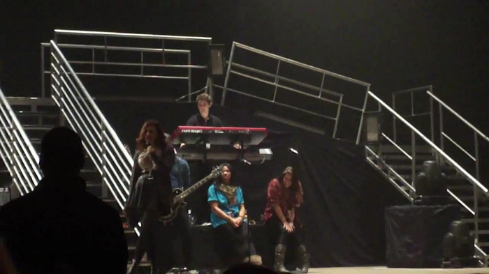 Demi Lovato _Believe In Me_ Hershey Soundcheck 11.19.2011 435