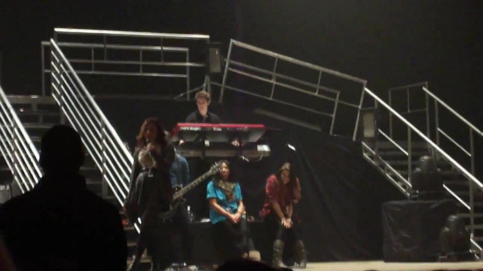 Demi Lovato _Believe In Me_ Hershey Soundcheck 11.19.2011 447