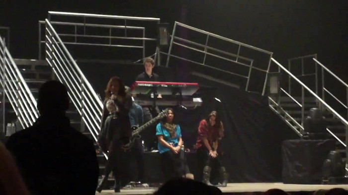 Demi Lovato _Believe In Me_ Hershey Soundcheck 11.19.2011 482