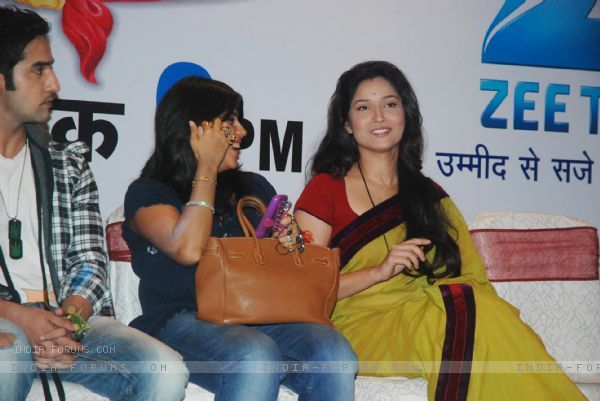 Next set in Love [25]