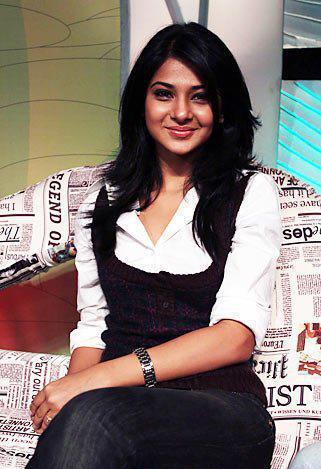 426146_126398220821610_100003542989903_102220_1810502325_n