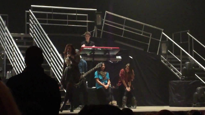 Demi Lovato _Believe In Me_ Hershey Soundcheck 11.19.2011 505