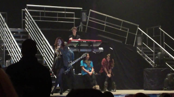 Demi Lovato _Believe In Me_ Hershey Soundcheck 11.19.2011 506