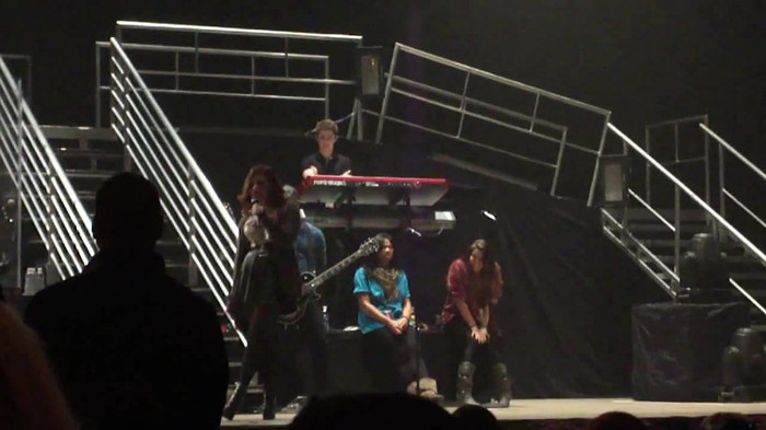 Demi Lovato _Believe In Me_ Hershey Soundcheck 11.19.2011 508