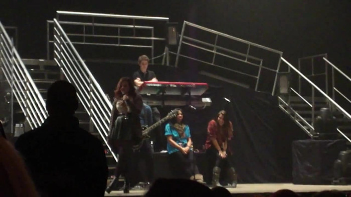 Demi Lovato _Believe In Me_ Hershey Soundcheck 11.19.2011 531