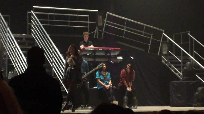 Demi Lovato _Believe In Me_ Hershey Soundcheck 11.19.2011 542