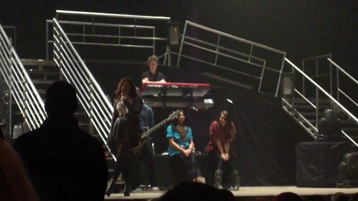 Demi Lovato _Believe In Me_ Hershey Soundcheck 11.19.2011 562