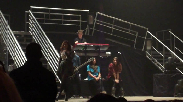 Demi Lovato _Believe In Me_ Hershey Soundcheck 11.19.2011 597 Demi Lovato _Believe In Me_ Hershey Soundcheck 11.19.2011 597