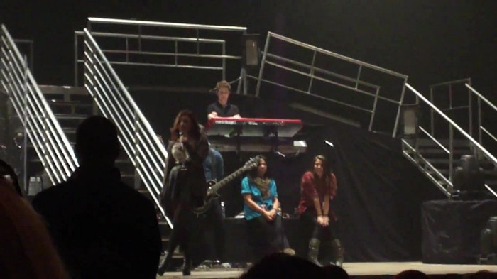 Demi Lovato _Believe In Me_ Hershey Soundcheck 11.19.2011 608 Demi Lovato _Believe In Me_ Hershey Soundcheck 11.19.2011 608