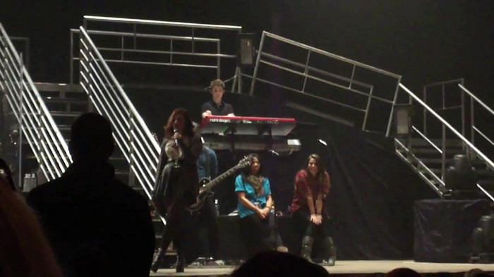 Demi Lovato _Believe In Me_ Hershey Soundcheck 11.19.2011 633