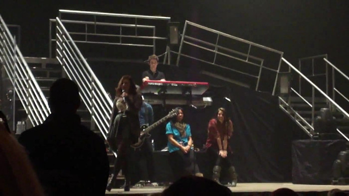 Demi Lovato _Believe In Me_ Hershey Soundcheck 11.19.2011 636