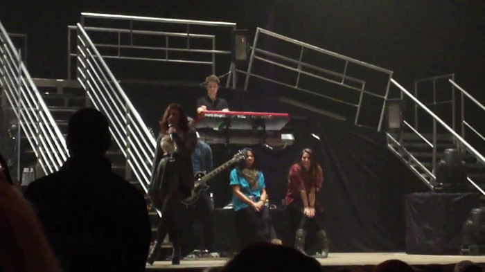 Demi Lovato _Believe In Me_ Hershey Soundcheck 11.19.2011 641