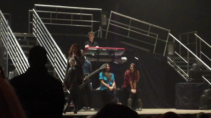 Demi Lovato _Believe In Me_ Hershey Soundcheck 11.19.2011 656