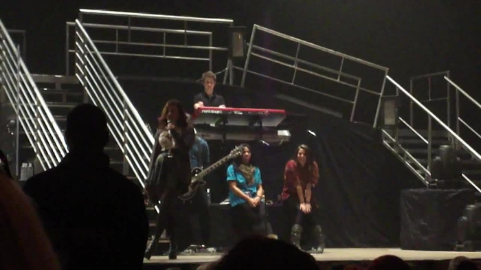 Demi Lovato _Believe In Me_ Hershey Soundcheck 11.19.2011 662