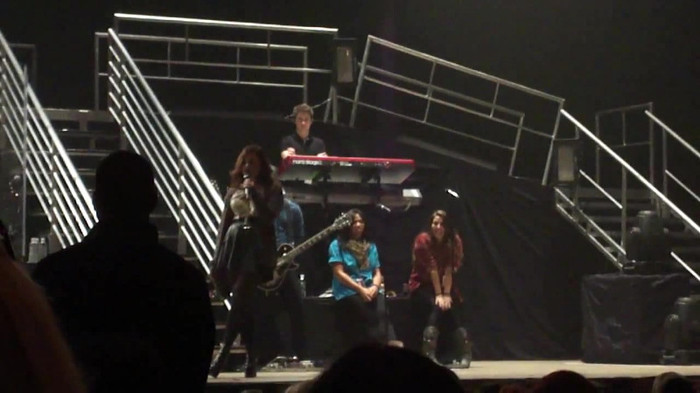 Demi Lovato _Believe In Me_ Hershey Soundcheck 11.19.2011 666