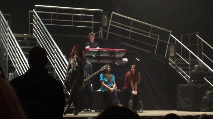 Demi Lovato _Believe In Me_ Hershey Soundcheck 11.19.2011 682