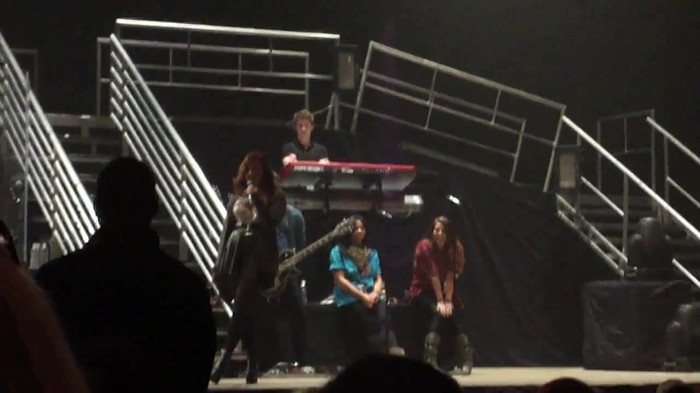 Demi Lovato _Believe In Me_ Hershey Soundcheck 11.19.2011 686