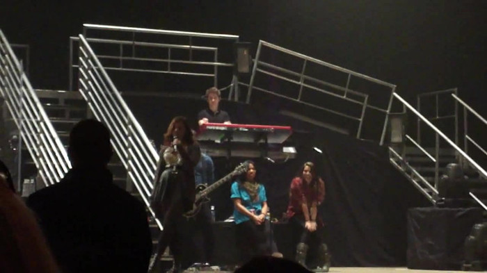 Demi Lovato _Believe In Me_ Hershey Soundcheck 11.19.2011 697 Demi Lovato _Believe In Me_ Hershey Soundcheck 11.19.2011 697