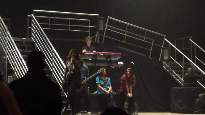 Demi Lovato _Believe In Me_ Hershey Soundcheck 11.19.2011 730