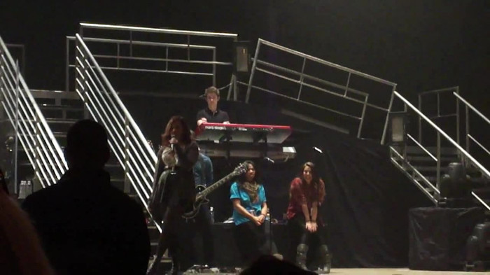 Demi Lovato _Believe In Me_ Hershey Soundcheck 11.19.2011 734 Demi Lovato _Believe In Me_ Hershey Soundcheck 11.19.2011 734