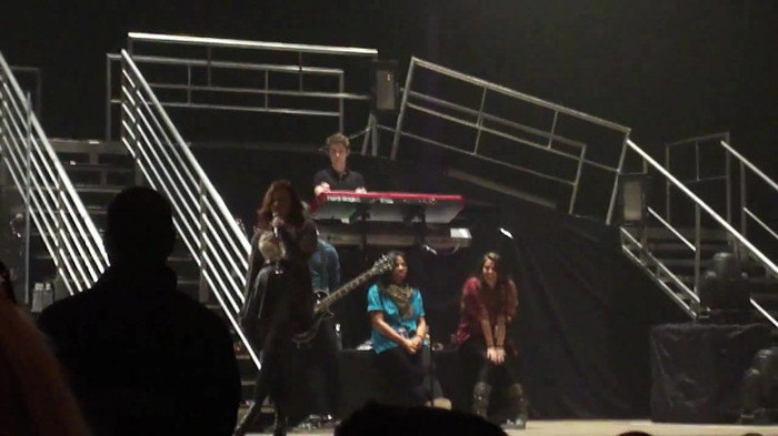 Demi Lovato _Believe In Me_ Hershey Soundcheck 11.19.2011 756 Demi Lovato _Believe In Me_ Hershey Soundcheck 11.19.2011 756