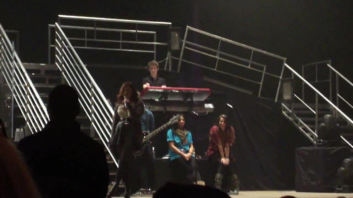 Demi Lovato _Believe In Me_ Hershey Soundcheck 11.19.2011 757 Demi Lovato _Believe In Me_ Hershey Soundcheck 11.19.2011 757