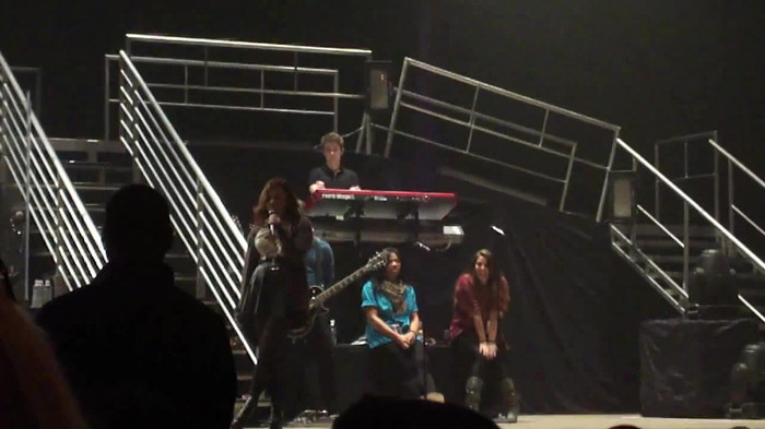 Demi Lovato _Believe In Me_ Hershey Soundcheck 11.19.2011 758 Demi Lovato _Believe In Me_ Hershey Soundcheck 11.19.2011 758