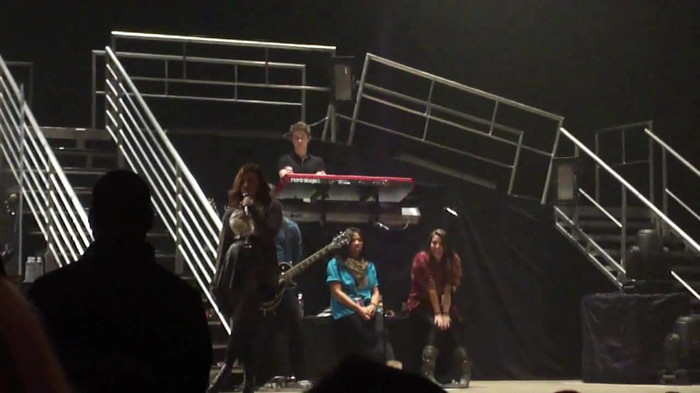 Demi Lovato _Believe In Me_ Hershey Soundcheck 11.19.2011 763 Demi Lovato _Believe In Me_ Hershey Soundcheck 11.19.2011 763