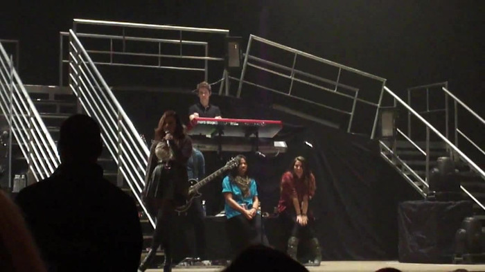 Demi Lovato _Believe In Me_ Hershey Soundcheck 11.19.2011 775 Demi Lovato _Believe In Me_ Hershey Soundcheck 11.19.2011 775